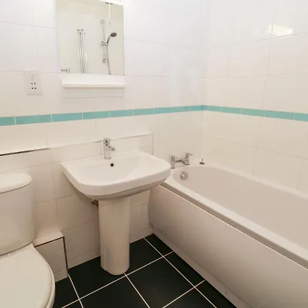 Cumbria Court * ويندرمير